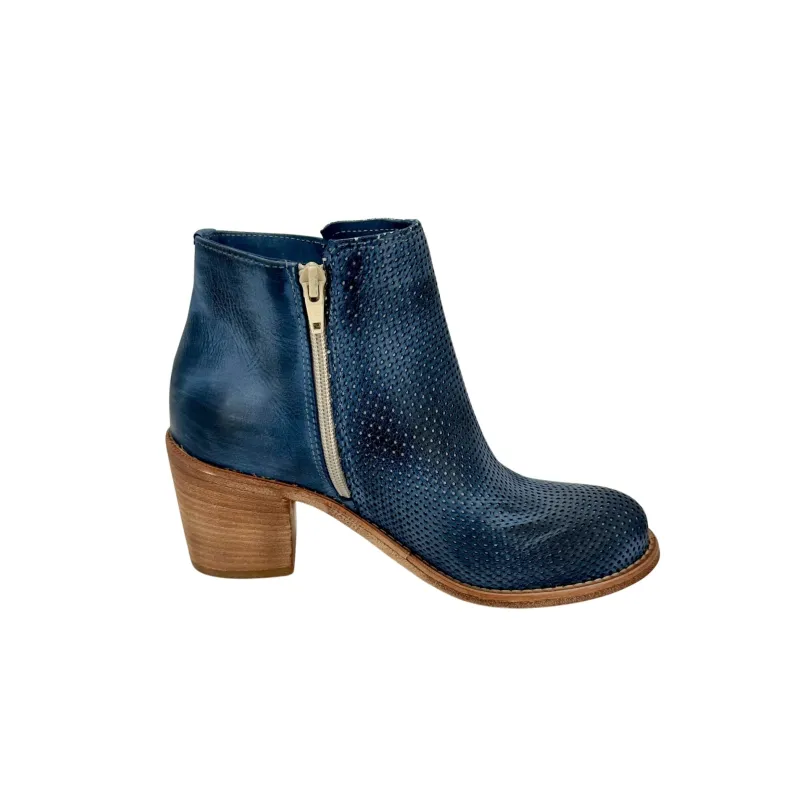 Ankle Boot In Brushed Nubuck Leather Jeans With Zip