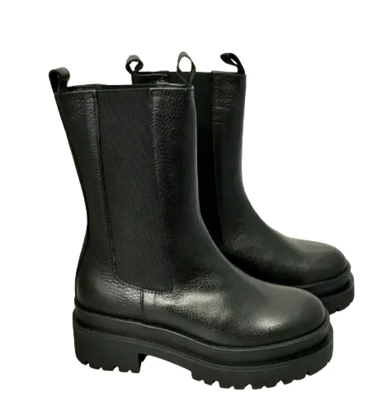 Black Beatles With Tank Bottom