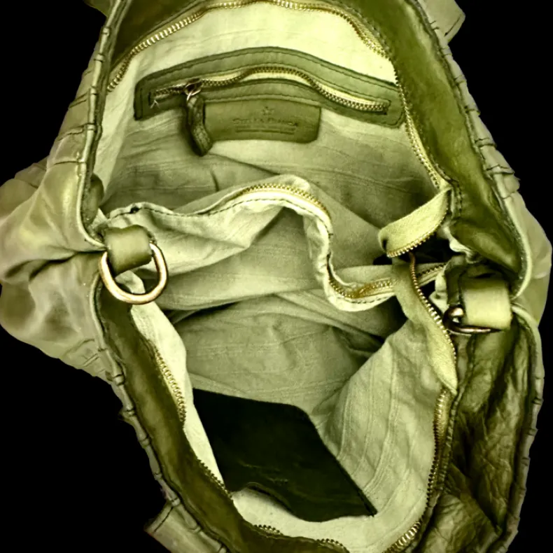 Dalia – Handcrafted Washed Leather Bag