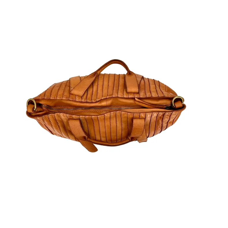 Dalia – Handcrafted Washed Leather Bag