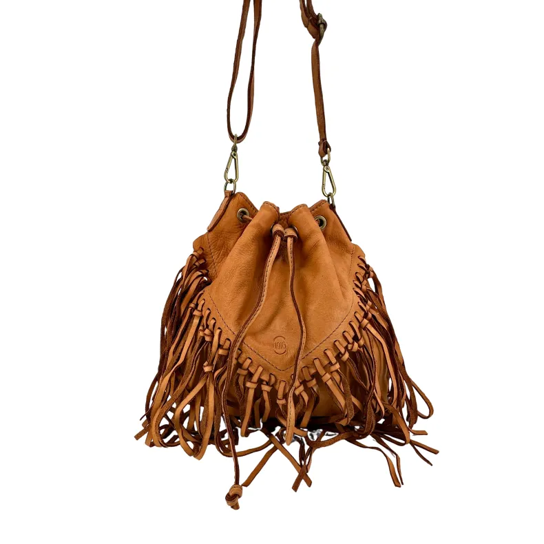 Dallas – Bucket Bag With Fringes