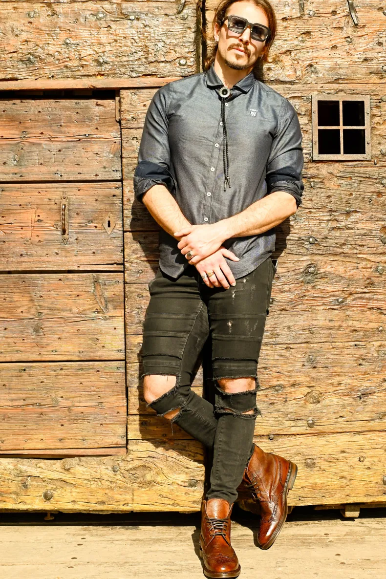 Handcrafted Amphibian In Brown Dipped Buffalo