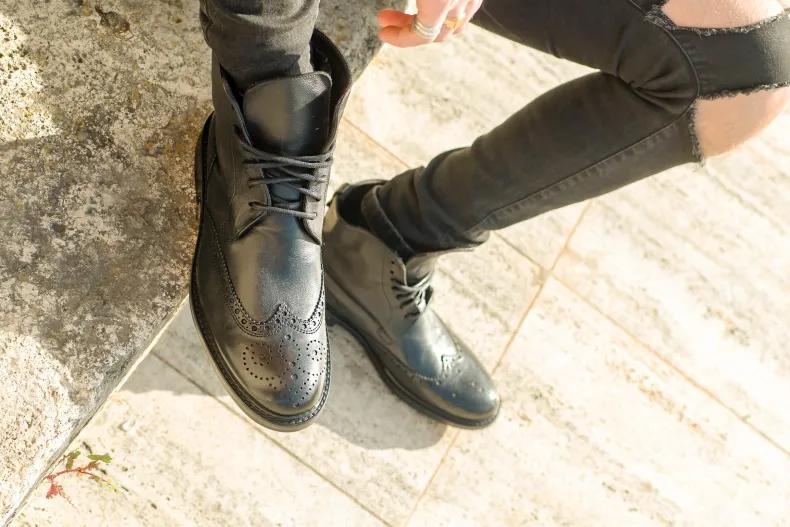 Handcrafted Amphibian In Black Dipped Buffalo