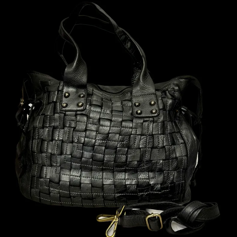 Handcrafted Bag In Washed Leather With Large Weaving