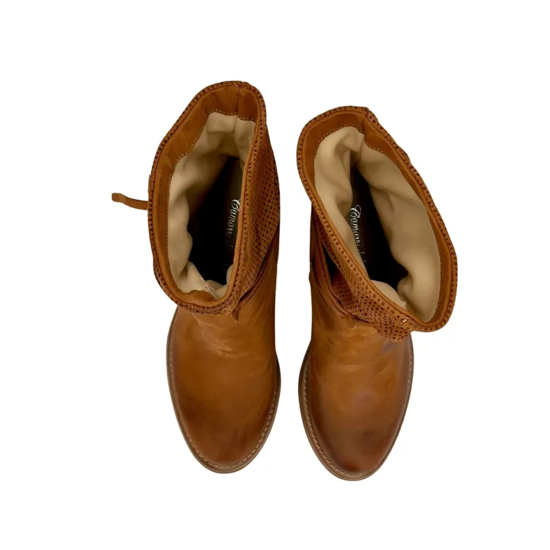 Handcrafted Boot In Tan Nubuck Leather