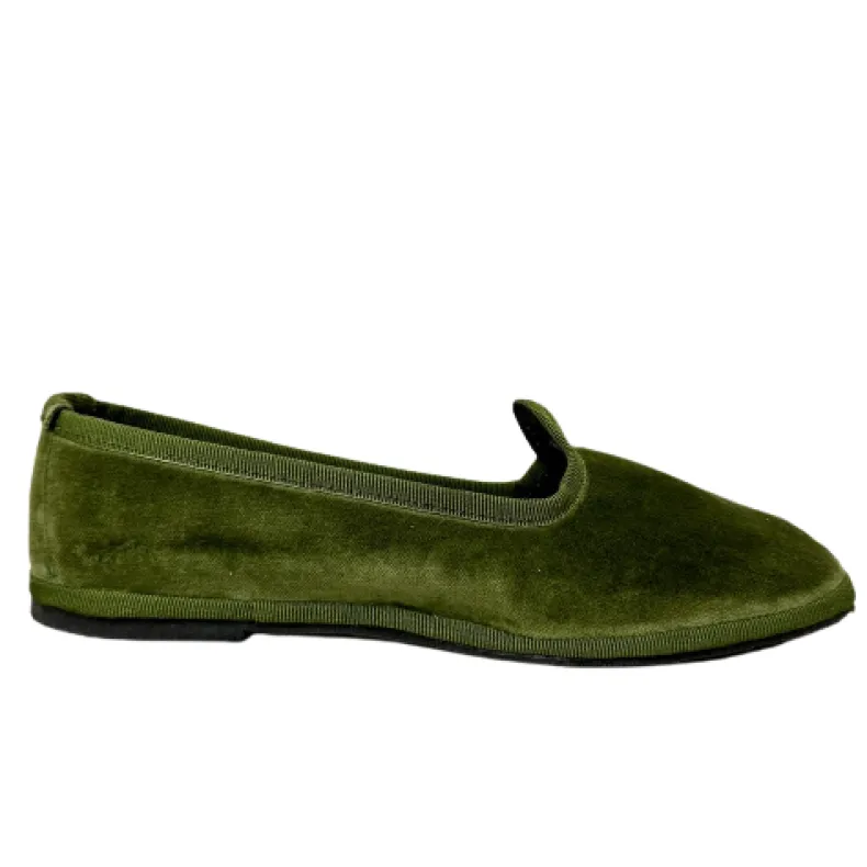 Handcrafted Friulian Shoes In Green Velvet