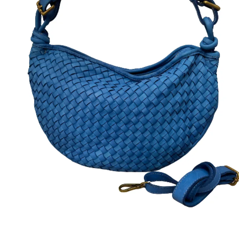 Handcrafted Leather Bag With Medium Weaving