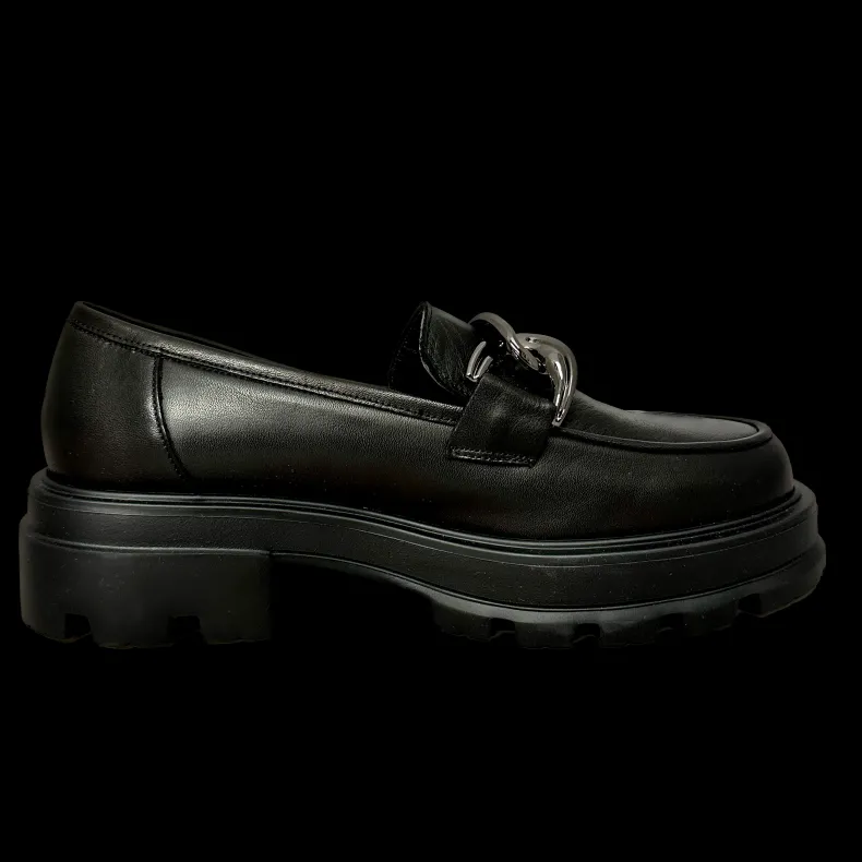 Handcrafted Moccasin In Black Leather