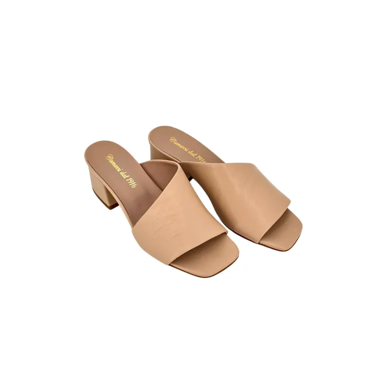 Handcrafted Nude Leather Slipper