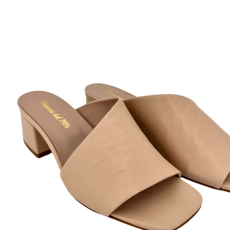 Handcrafted Nude Leather Slipper