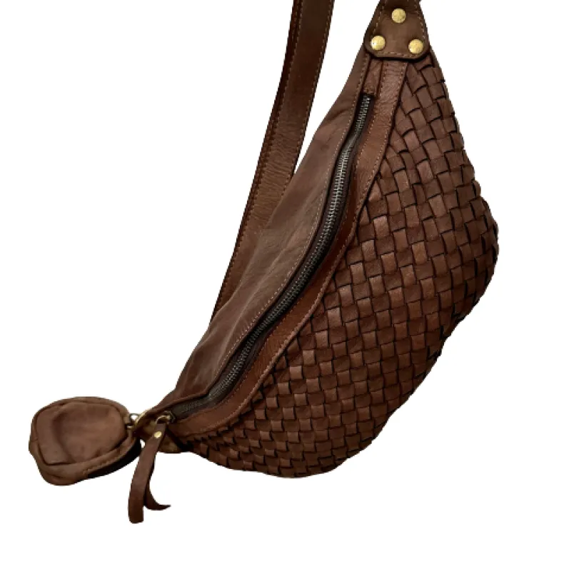 Handcrafted Pouch In Woven Leather With Coin Purse