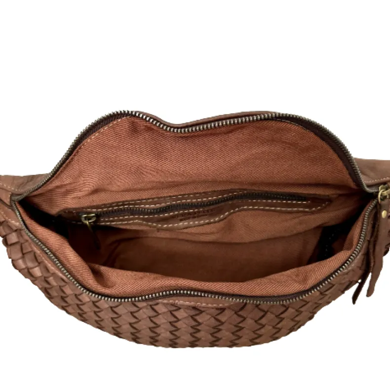 Handcrafted Pouch In Woven Leather With Coin Purse