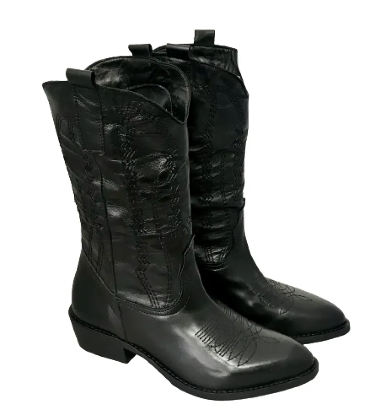 Handcrafted Texan In Medium Black Leather