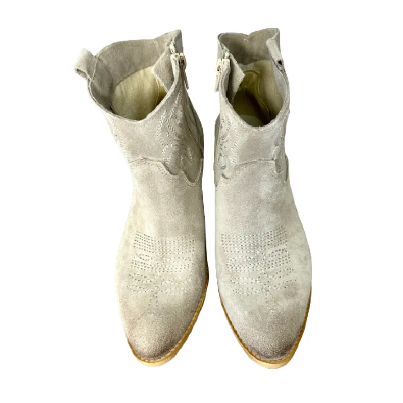 Handcrafted Texan In Gray Brushed Nubuck