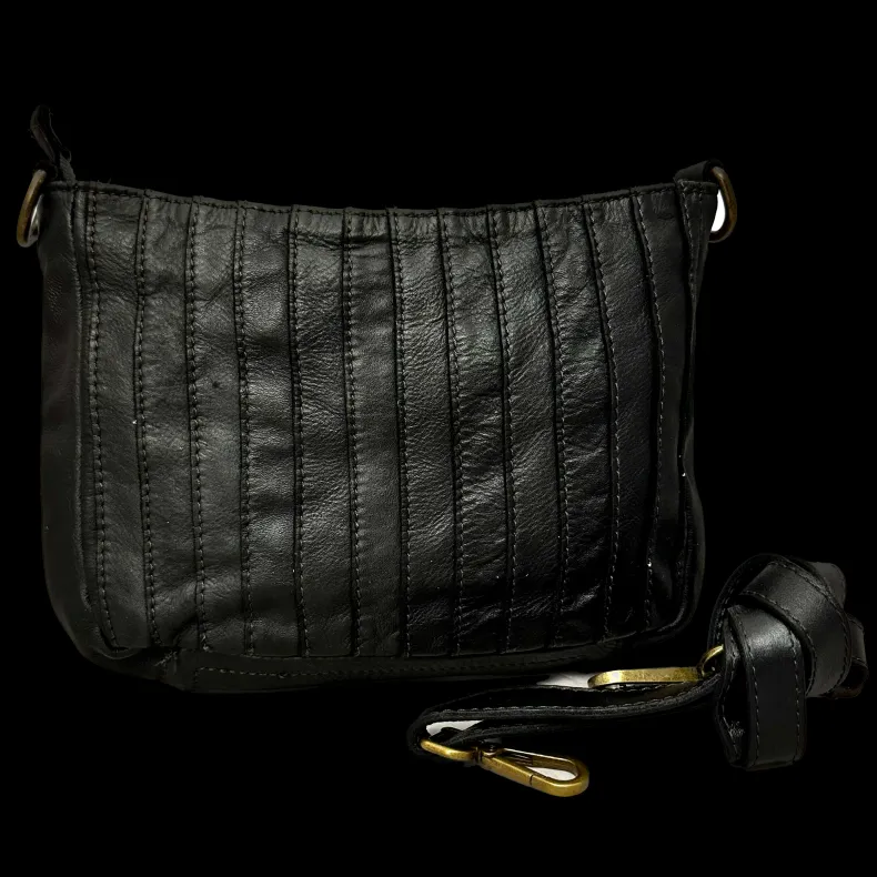 Handmade Bag In Washed Leather With Decorative Stitching