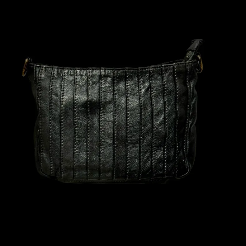 Handmade Bag In Washed Leather With Decorative Stitching