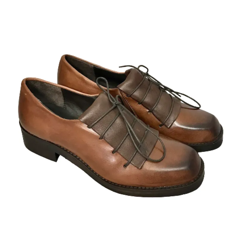 Handmade Lace-up In Tan Leather