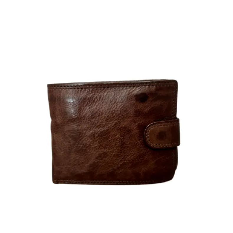 Handmade Wallet In Washed Leather With Button