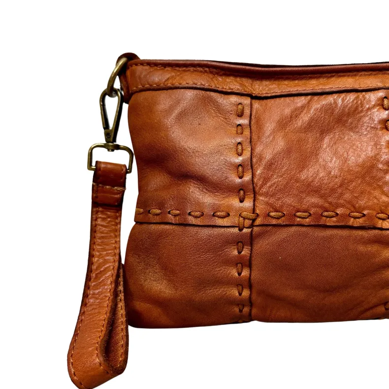 Leather Bag With Shoulder Strap And Strap With Visible Stitching