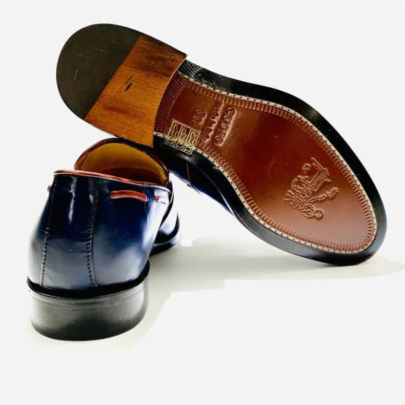 Loafer In Blue Leather Sole