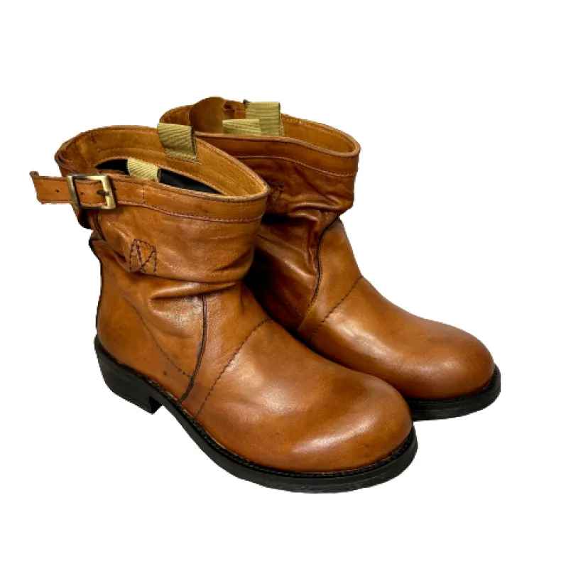 Low Handcrafted Biker In Dipped Leather