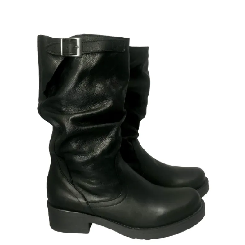 Medium Boot In Black PFV Handcrafted Leather