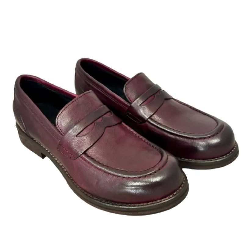 Moccasin In Burgundy Dipped Leather Blake Stitching