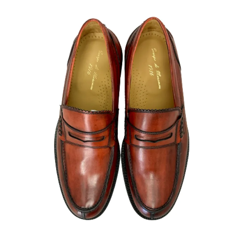 Moccasin Mod. College Red Gradient