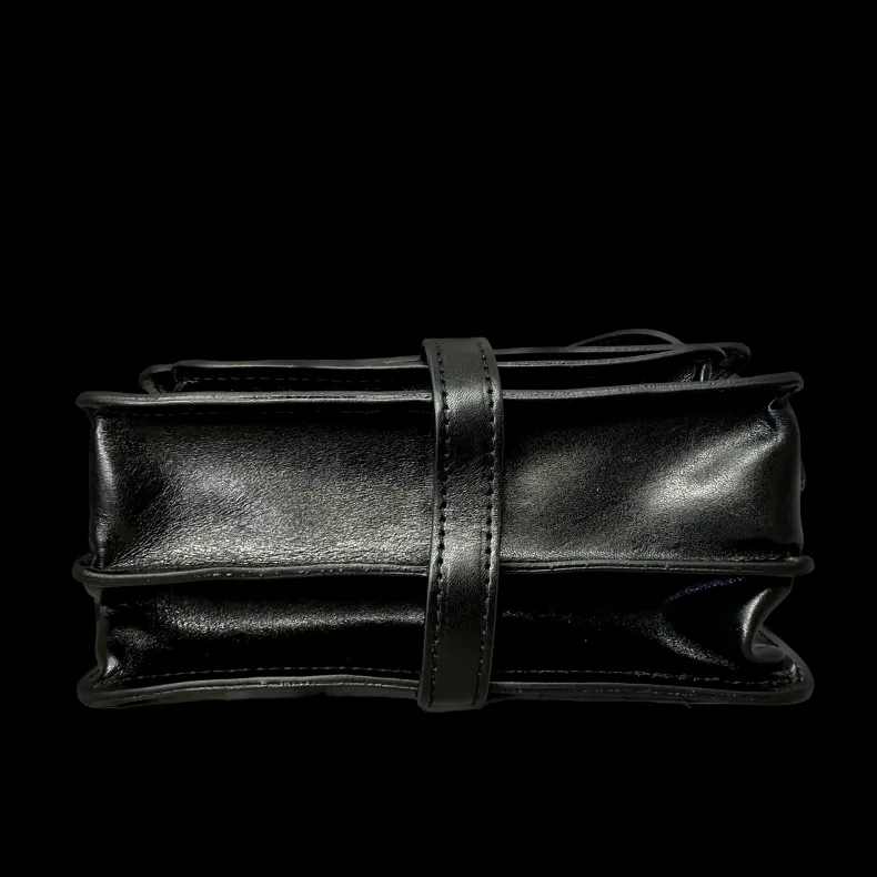 Rectangular Handcrafted Postman M