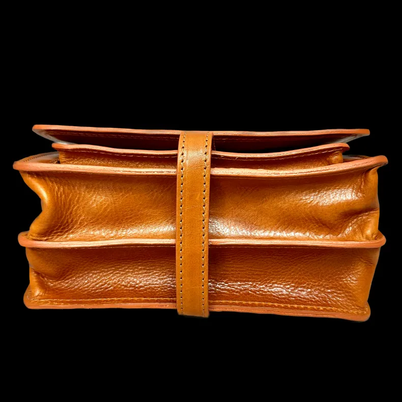 Rectangular Handcrafted Postman M