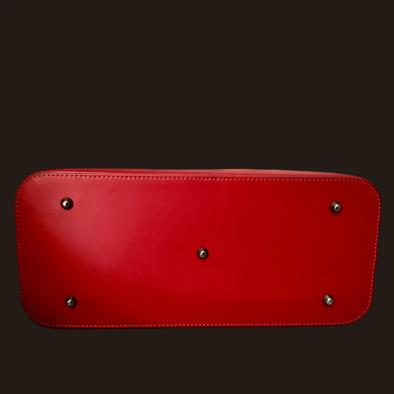 Rigid Handcrafted Bag In Smooth Leather