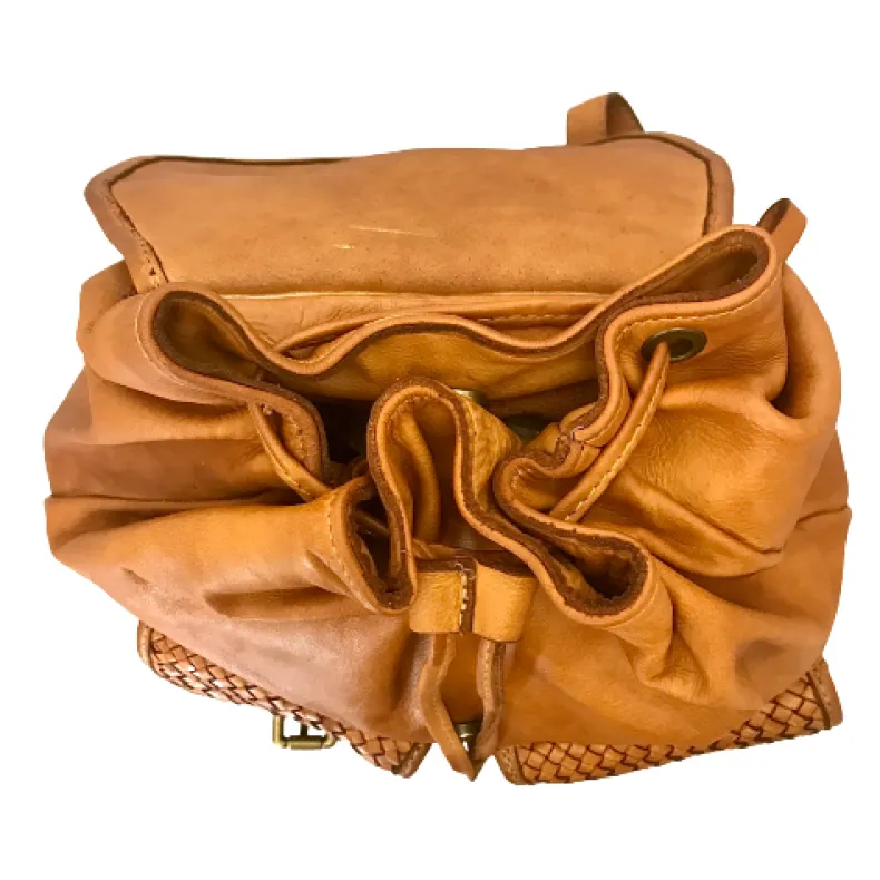Tancredi – Handmade Taupe Backpack With Woven Flaps