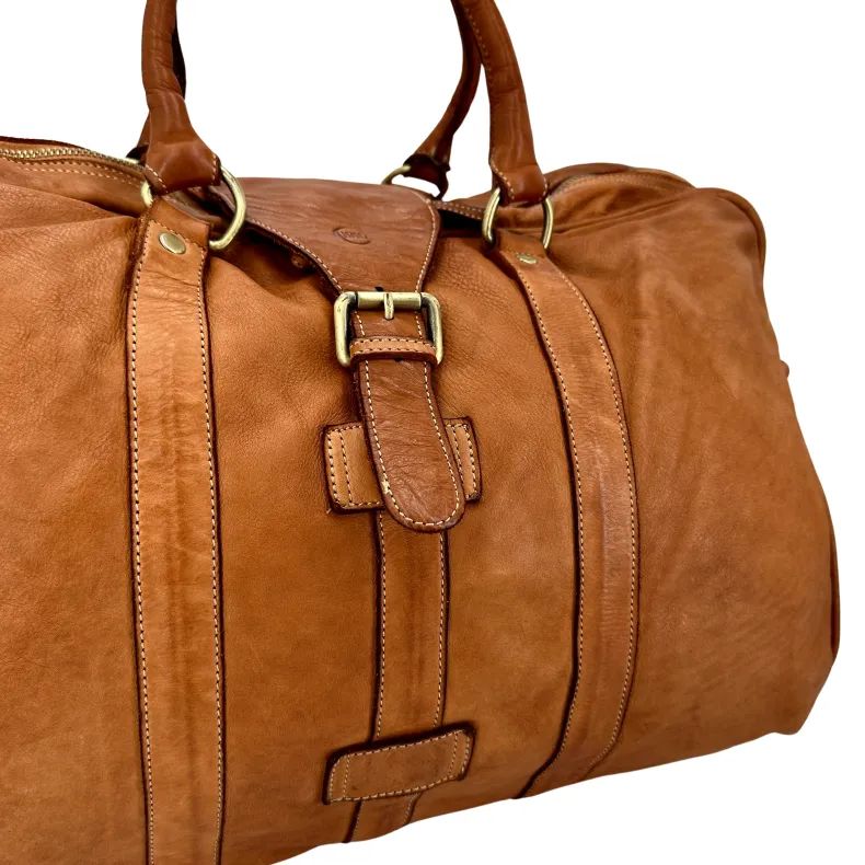 Vienna – Leather Bag With Buckle